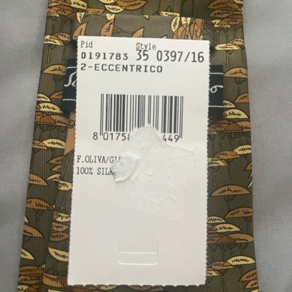 BNWT Salvatore Ferragamo Silk Tie - Picture 10 of 12